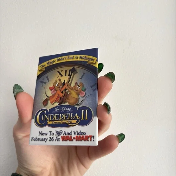Vintage Cinderella 2 Movie Promo Pin Brooch Button Disney Y2K Blue Walmart - Picture 3 of 6